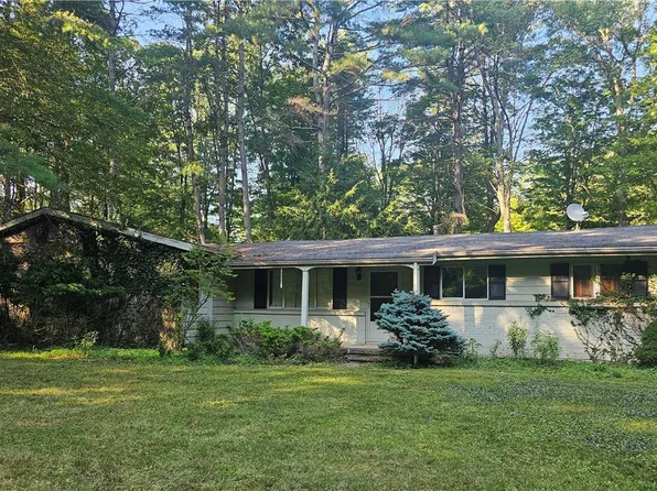 1216 Sexton Hollow Rd, Painted Post, NY 14870