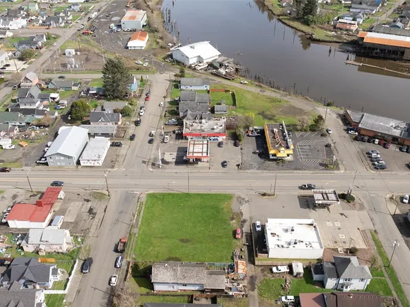 219 Lincoln Street, Hoquiam, WA 98550