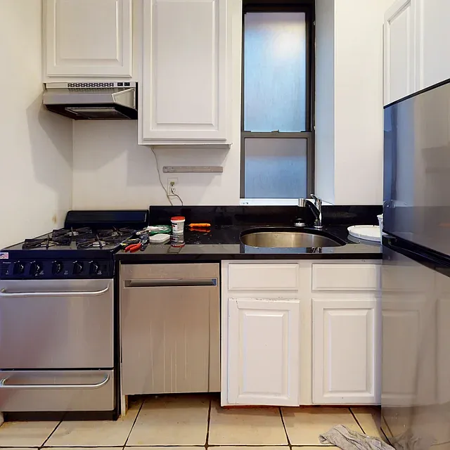 39 Bedford Street — Photo 2