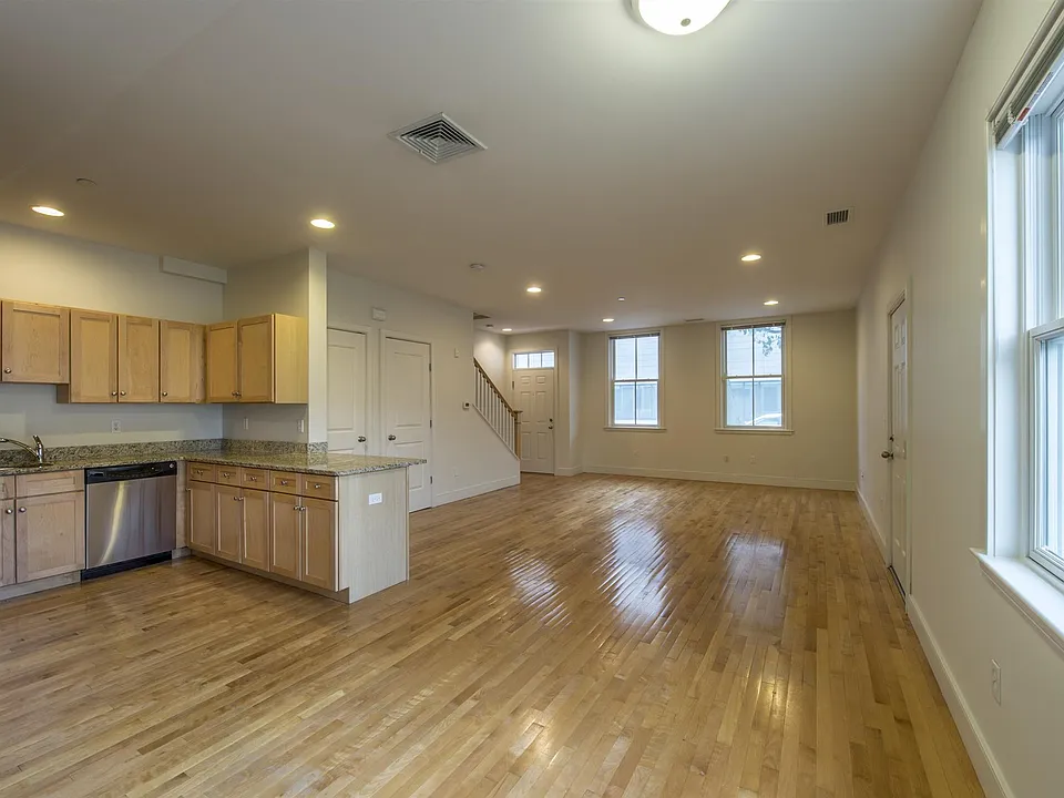 111 2nd St #Penthouse 2