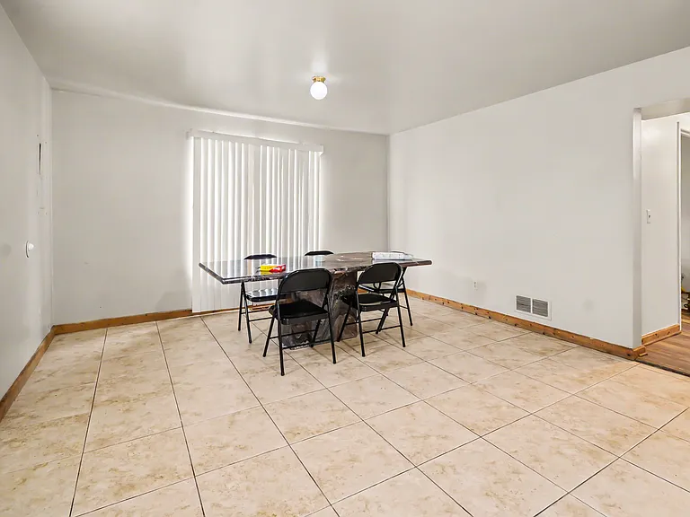 8523 Republic Ave — Photo 3
