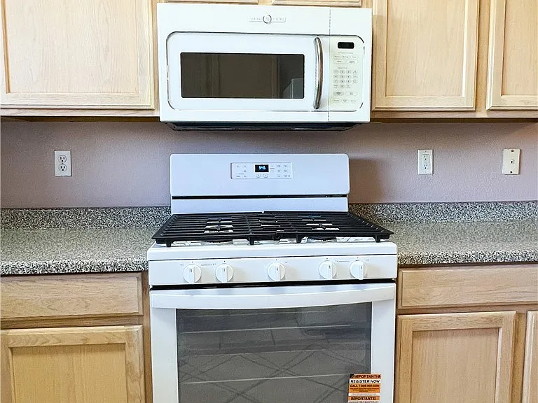 2100 Quarry Ridge St #207 — Photo 39