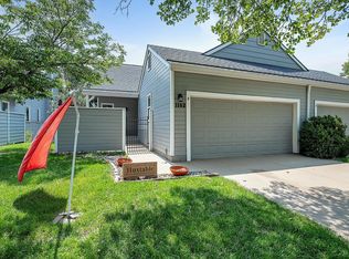 1102 N Bayshore Dr, Wichita, KS 67212