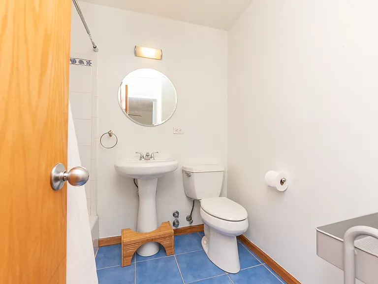 1455 N Sandburg Ter #1003B — Photo 12