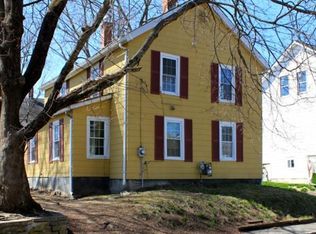 22 Crosby St, Webster, MA 01570