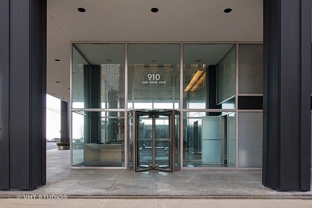 1st image of 910 N Lake Shore Dr APT 1720