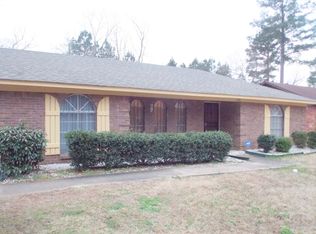 5313 Brookhollow Dr, Jackson, MS 39212