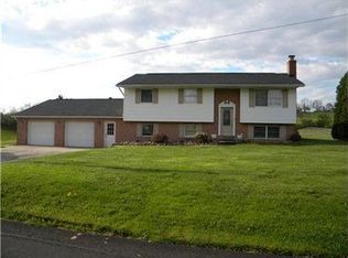 116 Orthanel Ln, Mount Pleasant, PA 15666