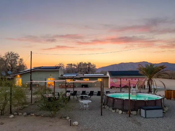 4751 Meriwether Rd, Twentynine Palms, CA 92277