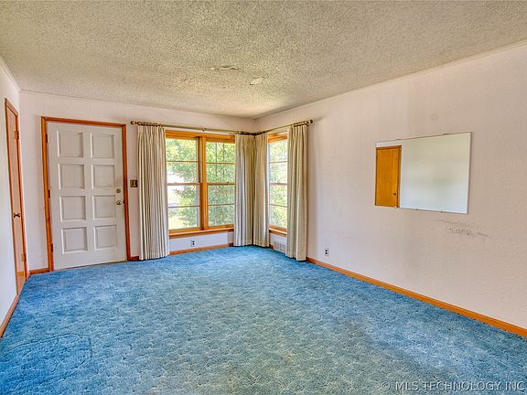 5th image of 43 S 73rd East Ave