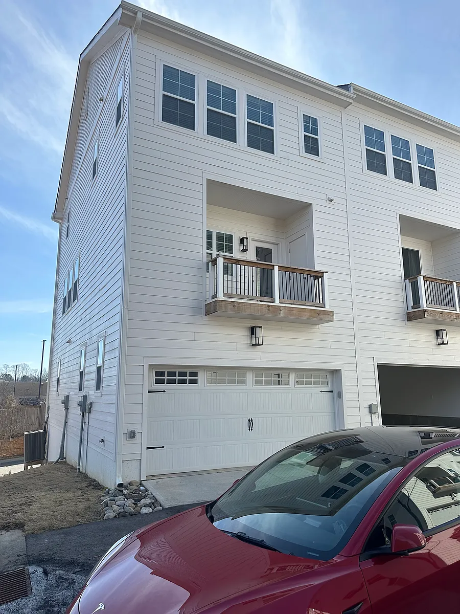 Building Photo - 8510 Silsbee Dr