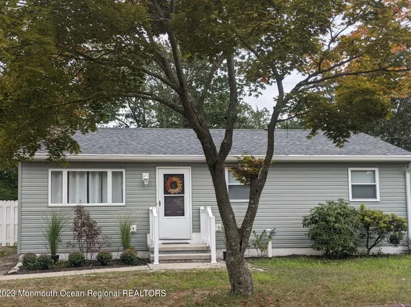 329 Constitution Drive, Forked River, NJ 08731