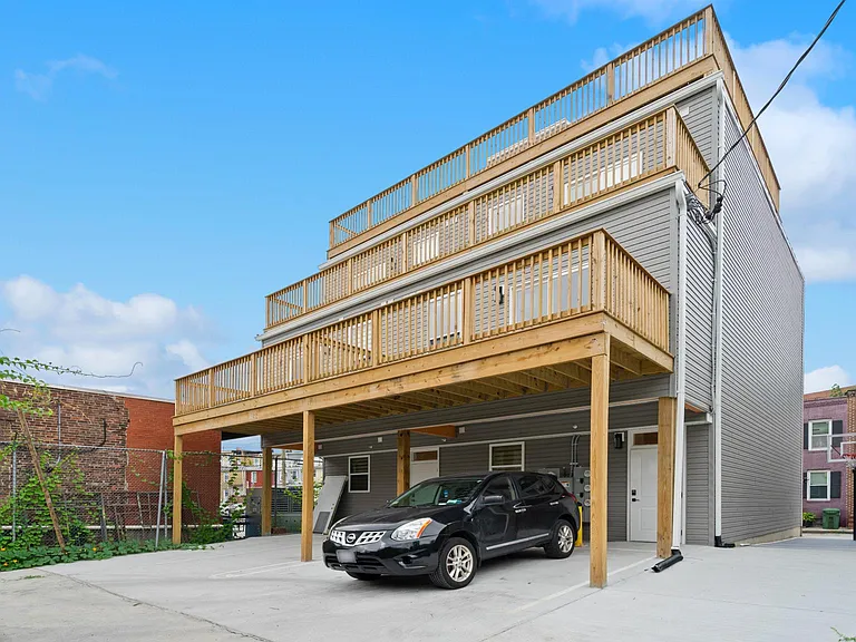 1123 Sterrett St #C — Photo 14