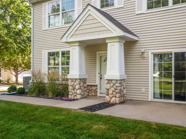 277 S 79th St Unit 504, West Des Moines, IA 50266