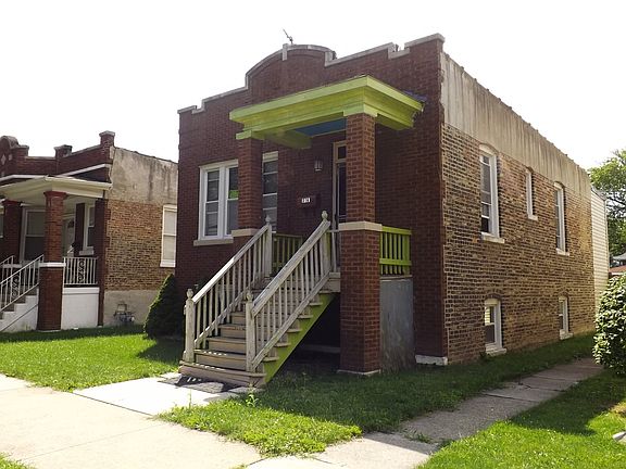 2nd image of 1314 S 61st Ct