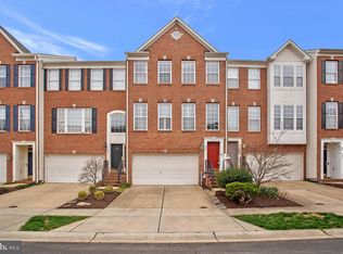 67 Two Rivers Dr, Edgewater, MD 21037