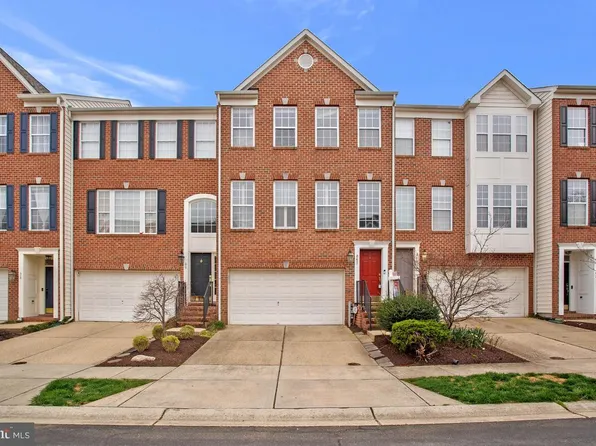 67 Two Rivers Dr, Edgewater, MD 21037