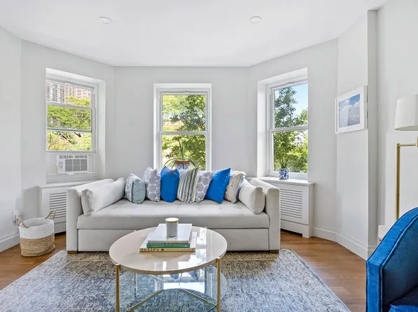 520 E 90th St APT 3M, Manhattan, NY 10128