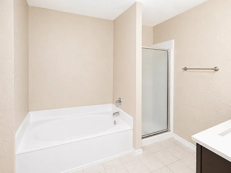 791 Chateau Ln — Photo 17