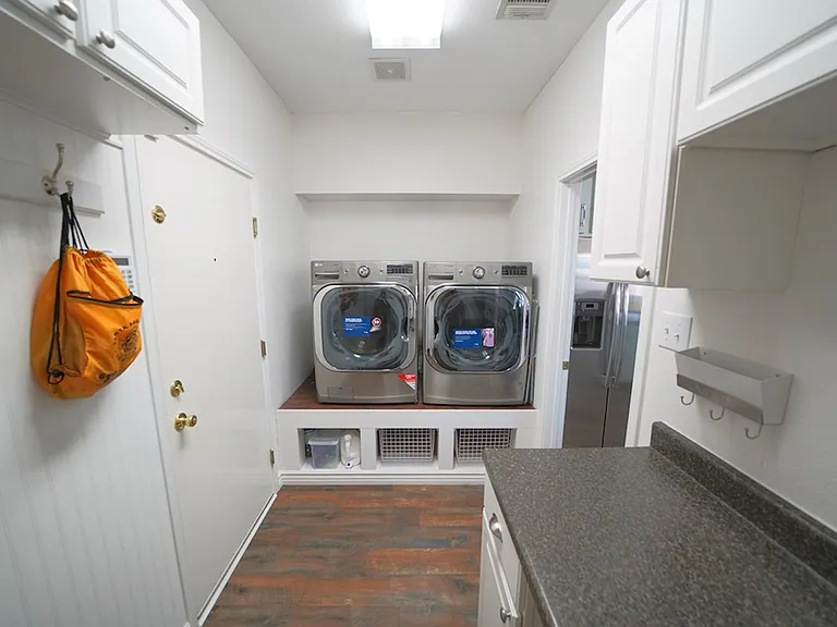 136 Earhart Ln — Photo 26