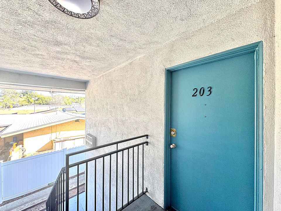 1st image of 1015 E Ohio Ave #203