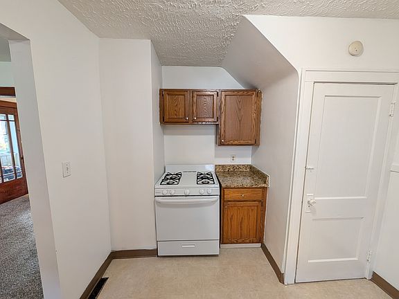 4th image of 1263 Lexington Ave