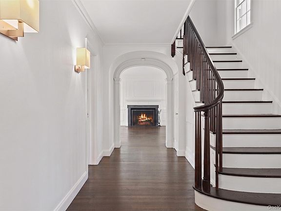 5th image of 213 Baldwin Rd