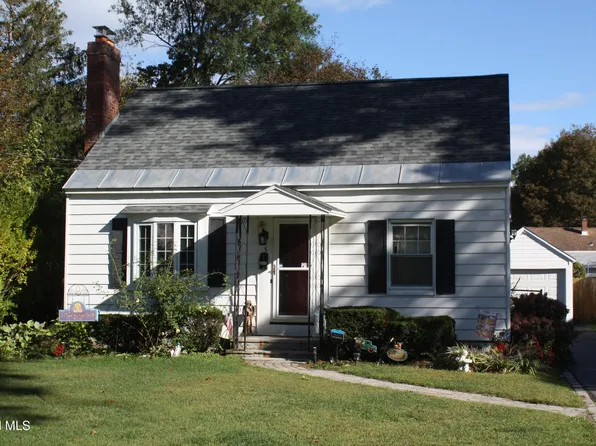 35 Pine Street, Scotia, NY 12302