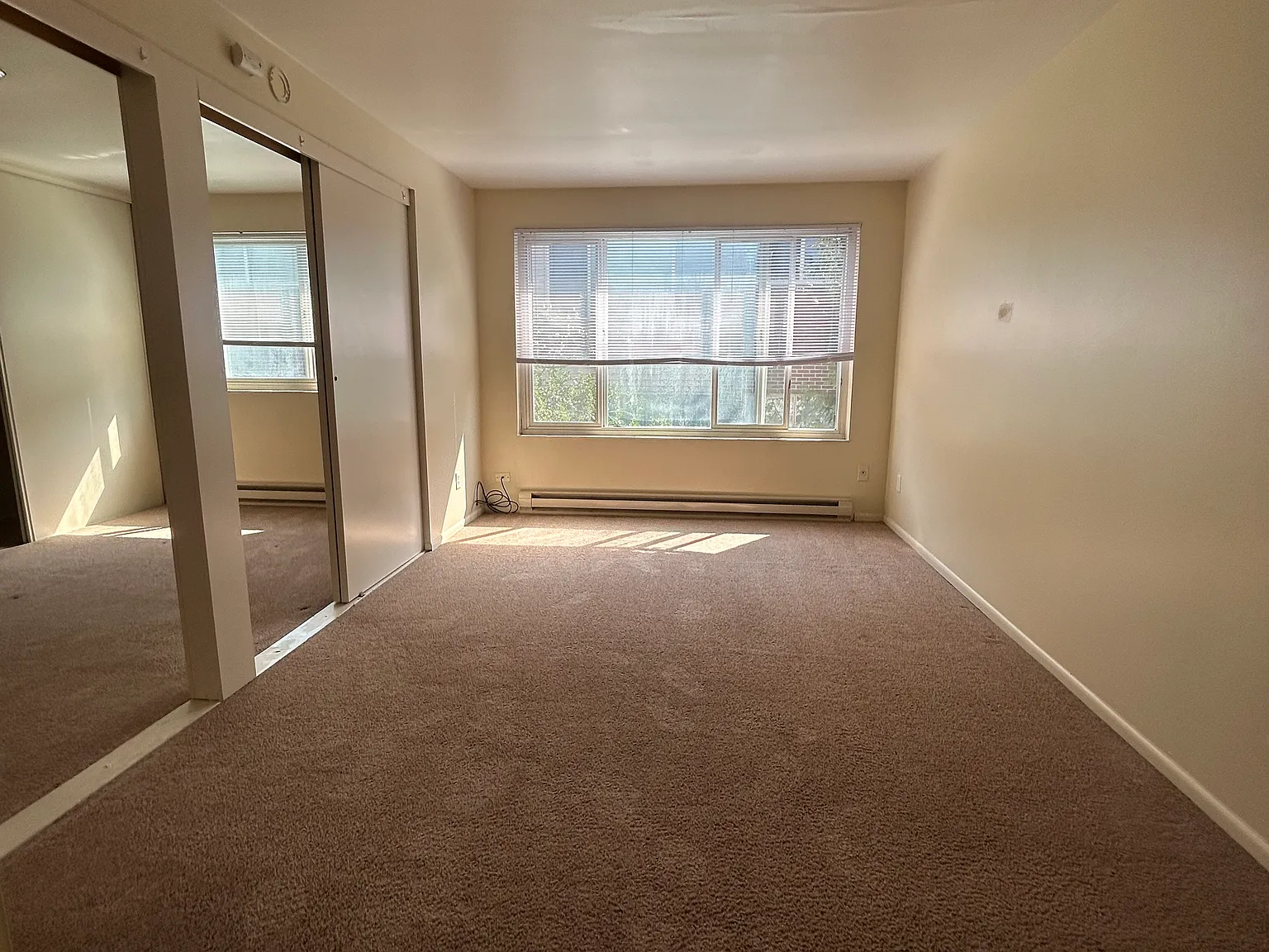 1 bed, 500 sqft, $1,325 — Photo 1