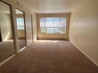 5035 15th Ave NE #3003, Seattle, WA 98105