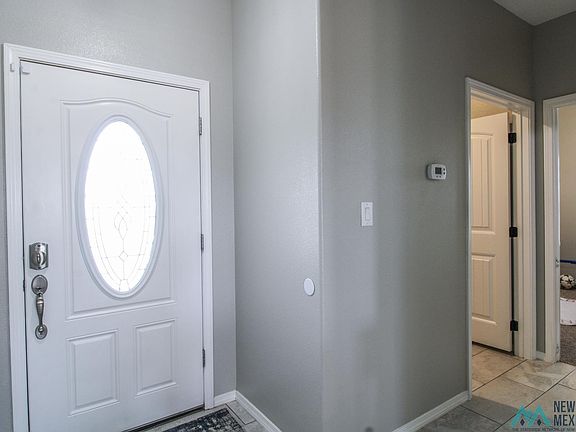 3rd image of 3820 Buchanan Ct