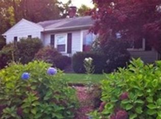 4 Thomas St, Auburn, MA 01501