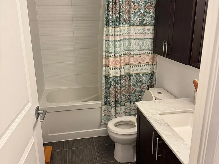 7165 Yonge St #2109 — Photo 2
