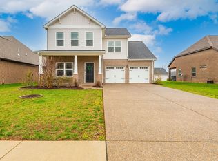 1335 Whispering Oaks Dr, Lebanon, TN 37090