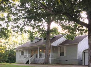 6 Woodard Pvt Dr, Laceys Spring, AL 35754