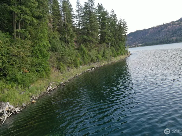 123 Lakefront Drive, Oroville, WA 98844