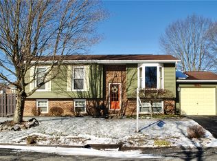 15 Independence Rd, Avella, PA 15312