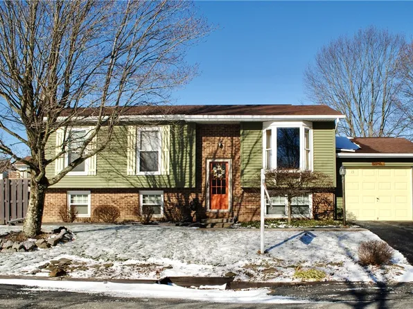 15 Independence Rd, Avella, PA 15312