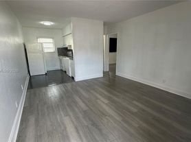 6300 Miramar Pkwy, Miramar, FL