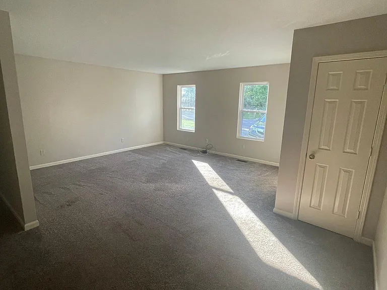 1220 E Bane St #1220 — Photo 6