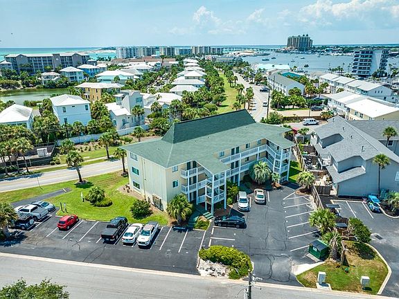 2nd image of 485 Gulf Shore Dr Unit 104