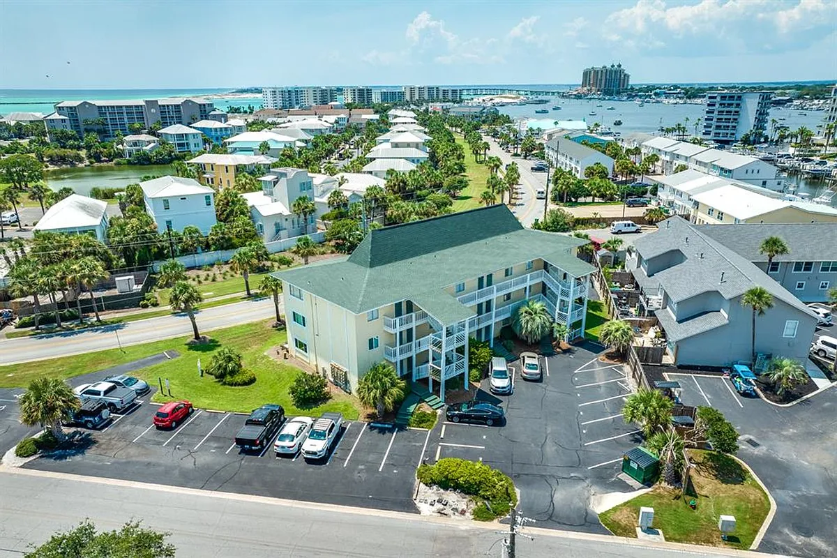 Photo 2 of 11 - 485 Gulf Shore Dr #104 - Destin, FL Building Photo - 485 Gulf Shore Dr #104