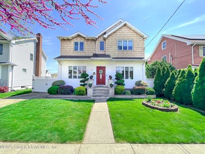 39 Canterbury Ave, Staten Island, NY, 10314