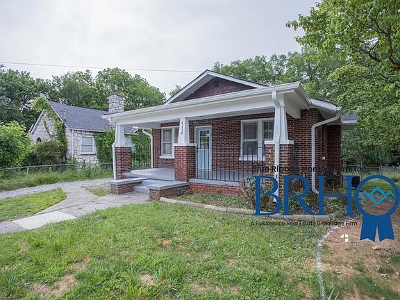 3rd image of 4118 Holston Dr