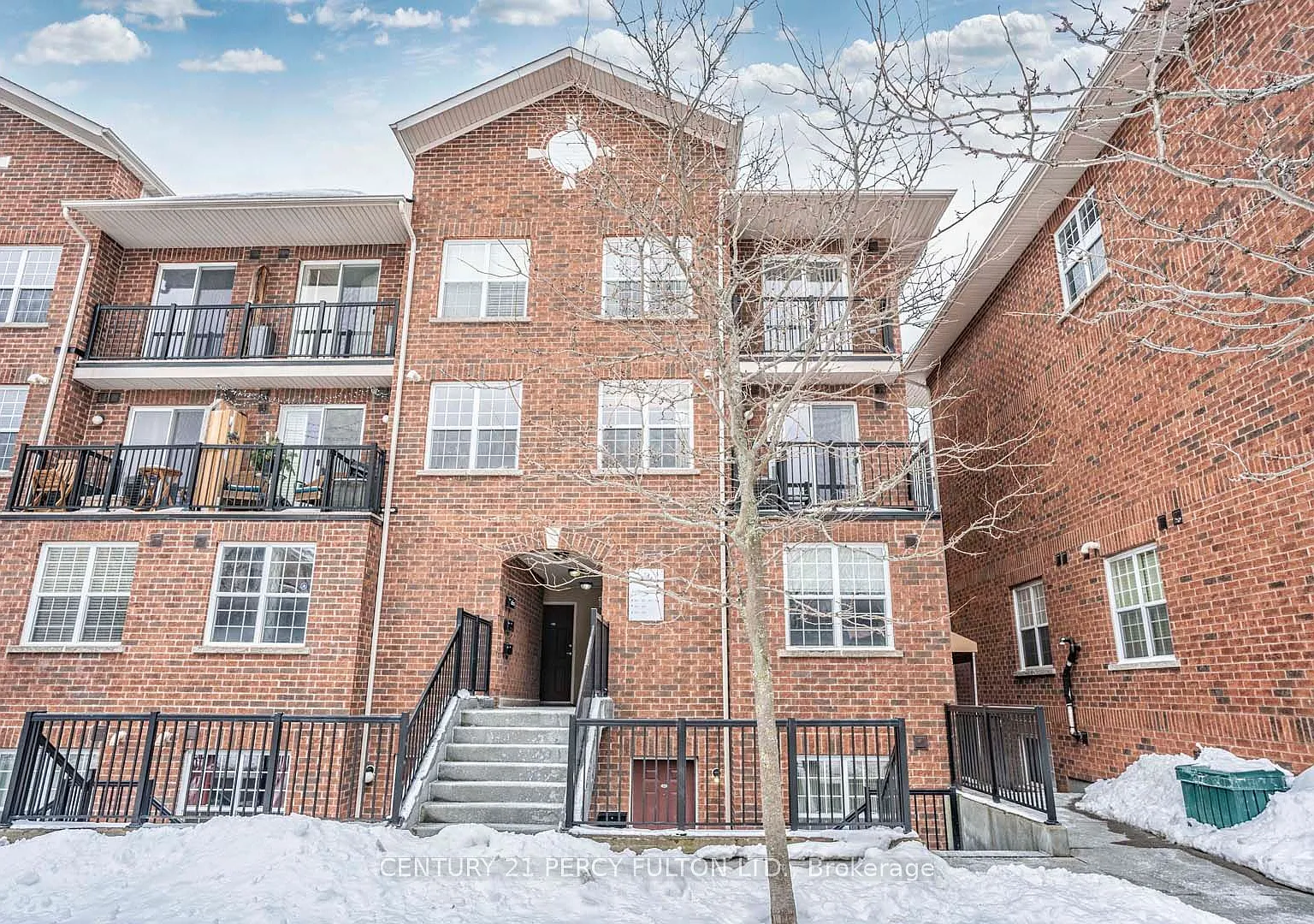 3 bed, $2,550 — Photo 1