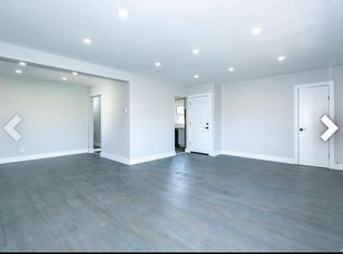 (Undisclosed Address), Great Neck, NY 11021