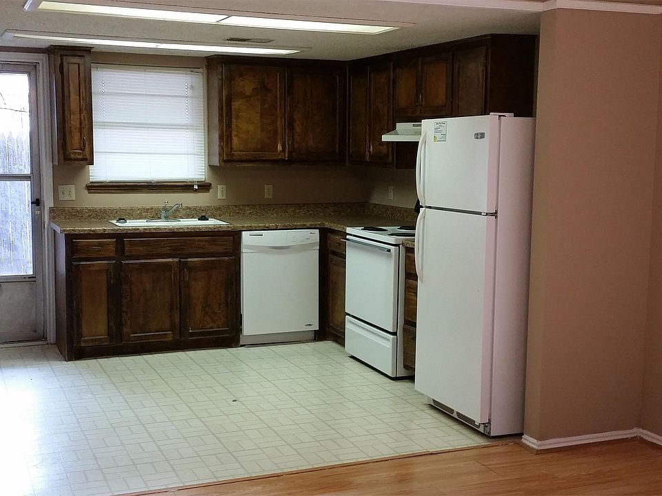 1st image of 1903 9th Ave APT A