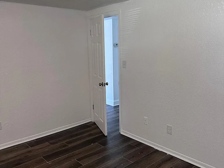 8638 Allamanda St — Photo 20