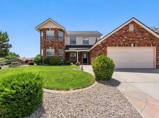 8001 Macnish Dr NE, Albuquerque, NM 87109
