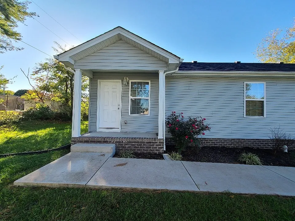 109 Williams St #B